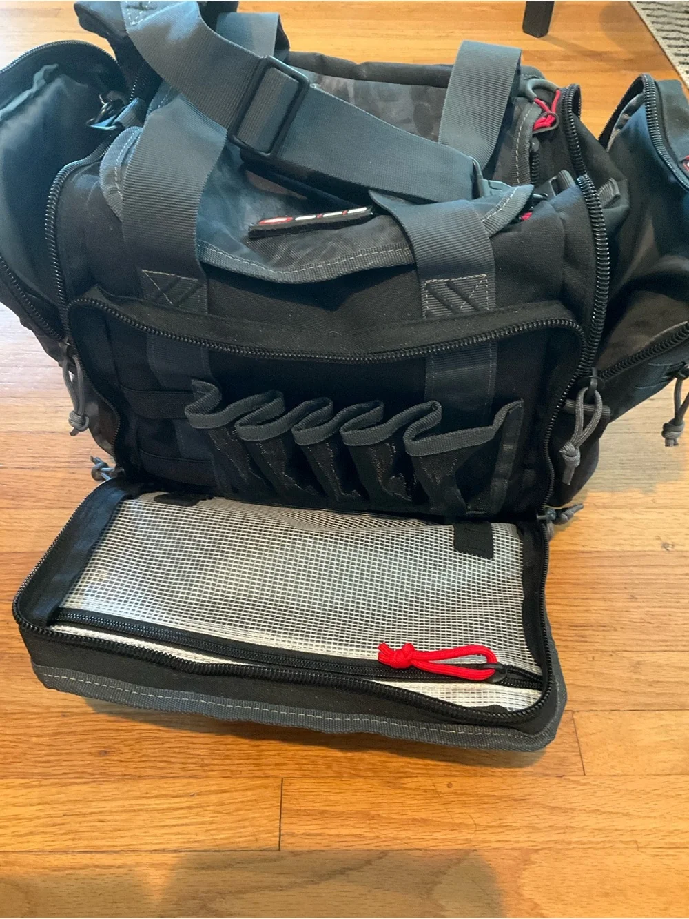 GPS Medium Range bag - NWT